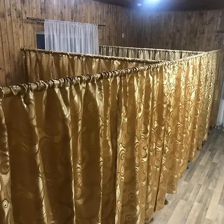 Чорна Вода Lazy