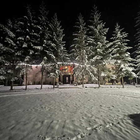 Чорна Вода Hotel